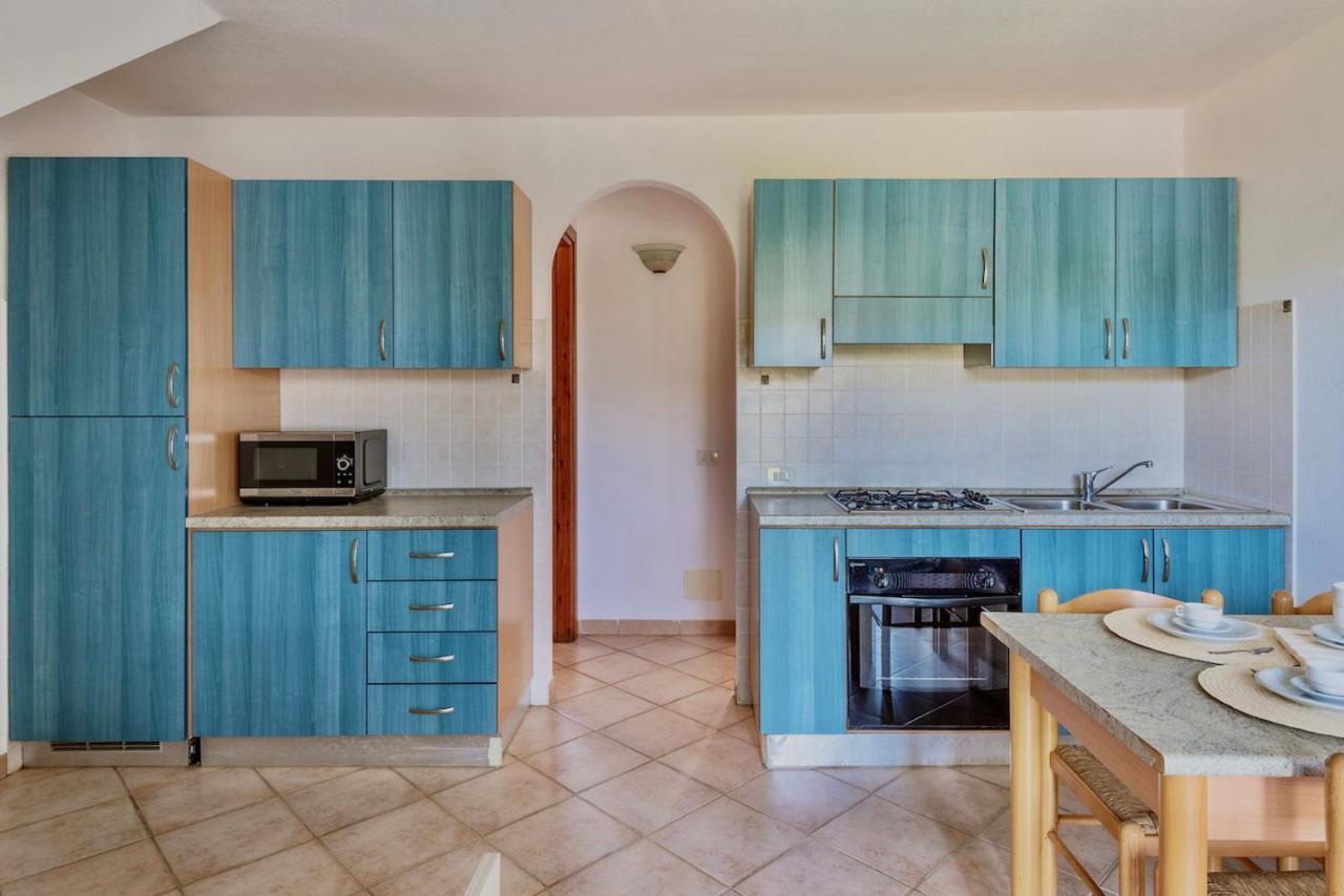Graziosi Appartamenti A Budoni Con Aria Condizionata A Soli 300 Mt Dal Mare Exterior foto